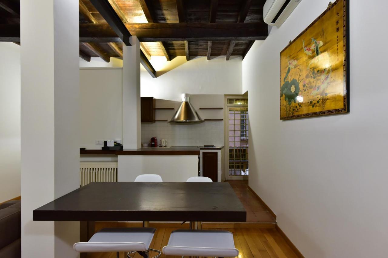 Elite Rome Apartments 2 ภายนอก รูปภาพ